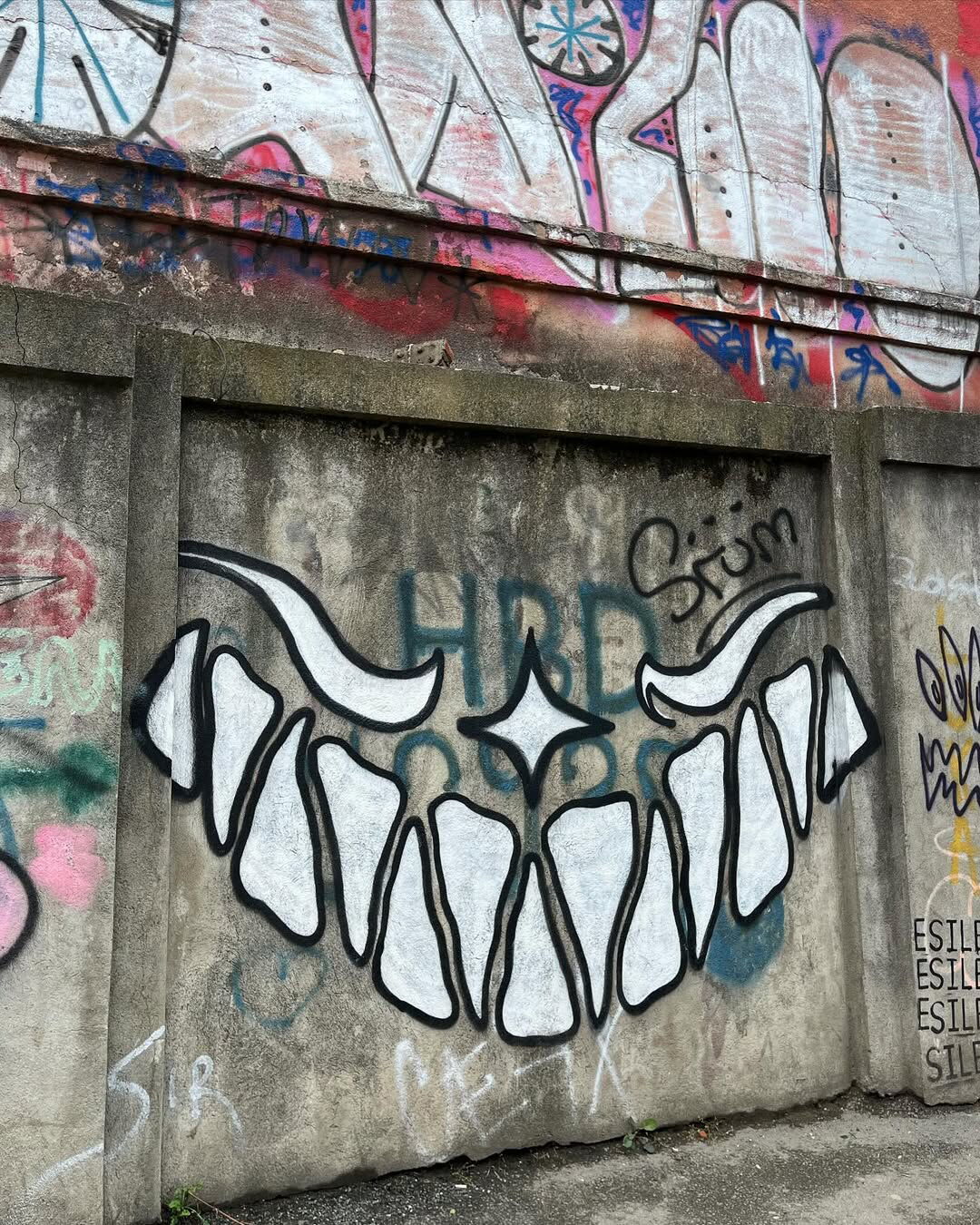 Teeth - Semichka